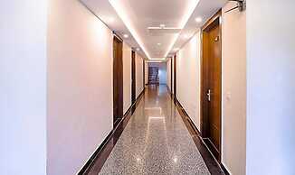 Fabhotel Swess Grand