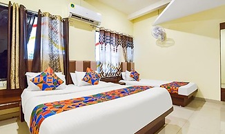 Fabexpress Poonam Palace