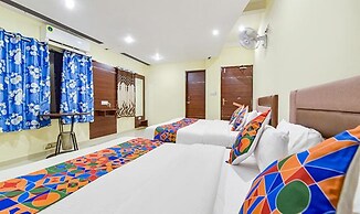 Fabexpress Poonam Palace