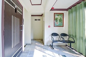 Fabexpress Poonam Palace