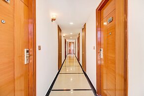 Fabhotel The Royal Suites