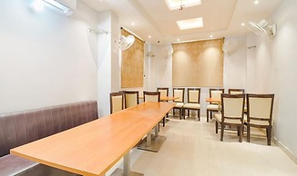 Fabhotel Holiday Grand