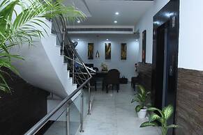 Fabhotel Posh Classic