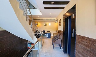 Fabhotel Posh Classic