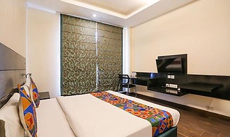 Fabhotel Posh Classic