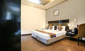 Fabhotel Posh Classic