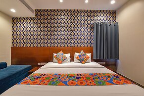 Fabhotel Wind Palace