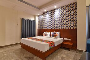 Fabhotel Wind Palace