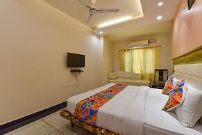 Fabhotel Wind Palace