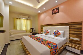 Fabhotel Wind Palace