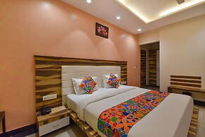 Fabhotel Wind Palace