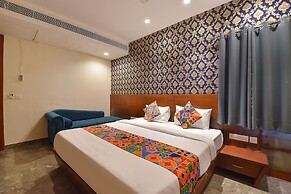 Fabhotel Wind Palace