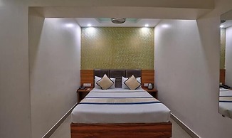FabHotel Saineel I