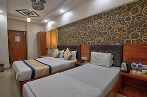 FabHotel Saineel I