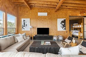 Lazo House - A Riverfront Retreat