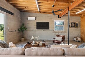 Lazo House - A Riverfront Retreat