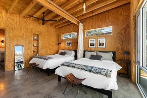 Lazo House - A Riverfront Retreat