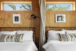 Lazo House - A Riverfront Retreat