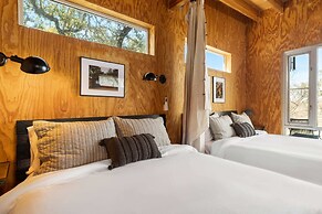 Lazo House - A Riverfront Retreat