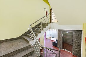 FabHotel Triple Tree