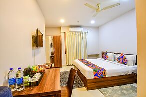 Fabhotel Royal Crystal