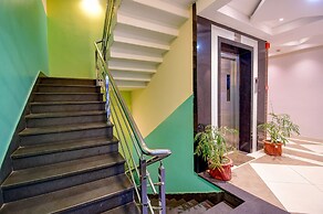 Fabhotel Royal Crystal