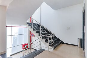 Fabhotel The Comfort