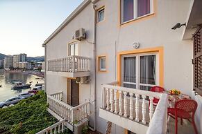 ACIKA apartments Rafailovici