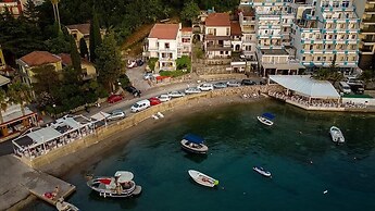ACIKA apartments Rafailovici
