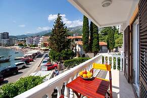 ACIKA apartments Rafailovici