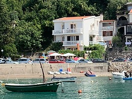 ACIKA apartments Rafailovici