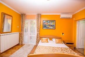 ACIKA apartments Rafailovici