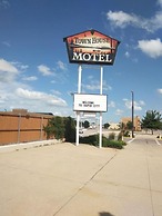 Town House Motel & Pool near Mt. Rushmore