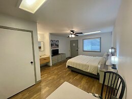 The Klassic Inn