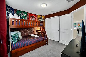 Magical Themed Villa in Windsor Isalnd