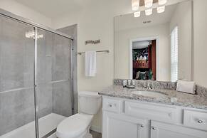 Magical Themed Villa in Windsor Isalnd