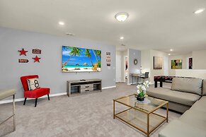 Magical Themed Villa in Windsor Isalnd