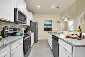 Magical Themed Villa in Windsor Isalnd