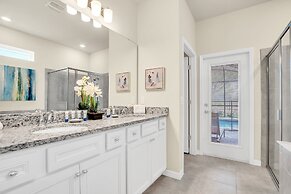 Magical Themed Villa in Windsor Isalnd