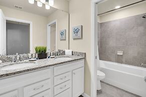 Magical Themed Villa in Windsor Isalnd