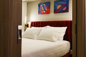 Urban Frame Acropolis