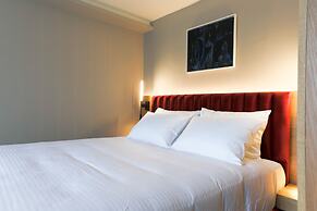 Urban Frame Acropolis