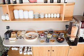 Urban Frame Acropolis