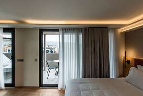 Urban Frame Acropolis