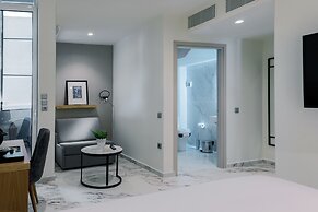 Urban Frame Acropolis