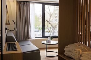 Urban Frame Acropolis