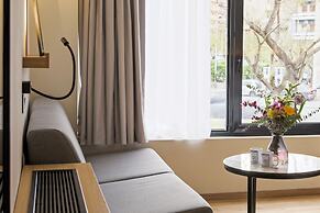 Urban Frame Acropolis