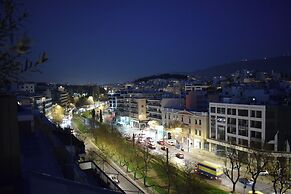 Urban Frame Acropolis