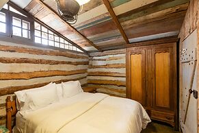 Y.O. Ranch Headquarters