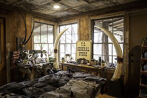 Y.O. Ranch Headquarters